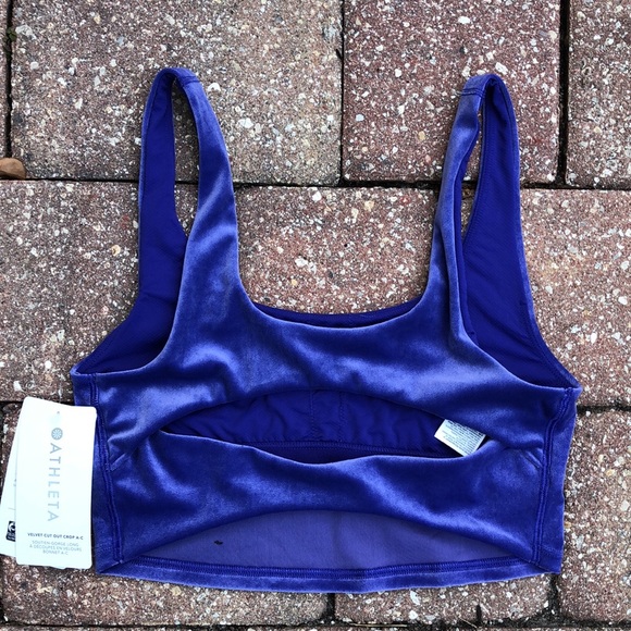 NWT! - ATHLETA Velvet Cut-Out Crop Top  / Sports Bra - Picture 3 of 9